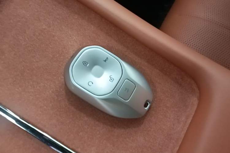 Used GAC Trumpchi Xiangwang S7 2025 180km Ultra All-Wheel Drive LiDAR Edition Vehicle Key