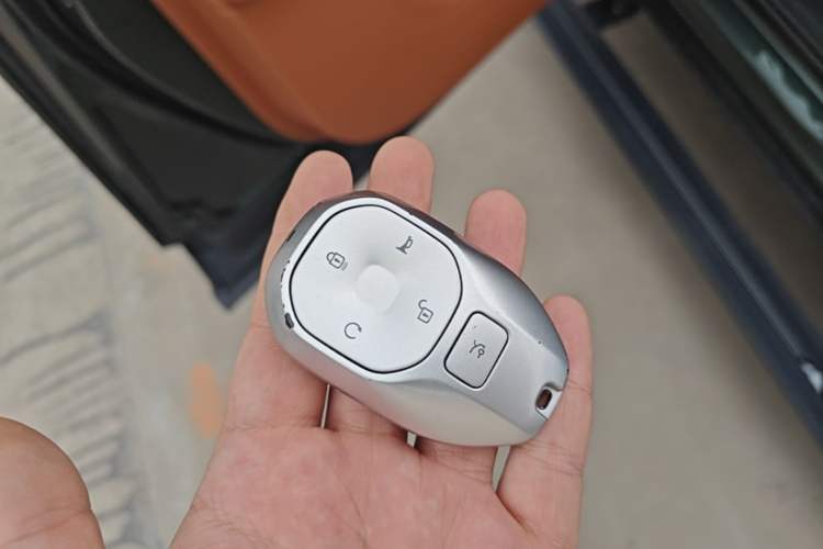 Used GAC Trumpchi Xiangwang S7 2025 180km Ultra All-Wheel Drive LiDAR Edition Vehicle Key