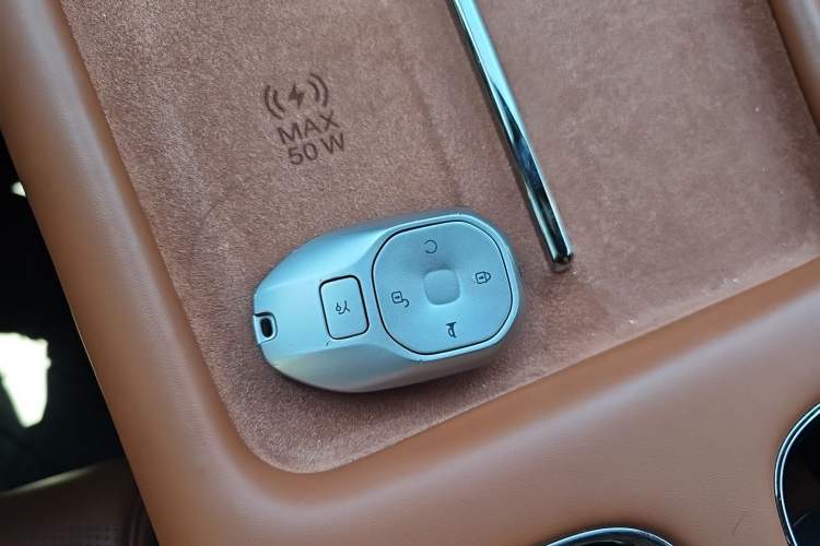 Used GAC Trumpchi Xiangwang S7 2025 180km Ultra All-Wheel Drive LiDAR Edition Vehicle Key