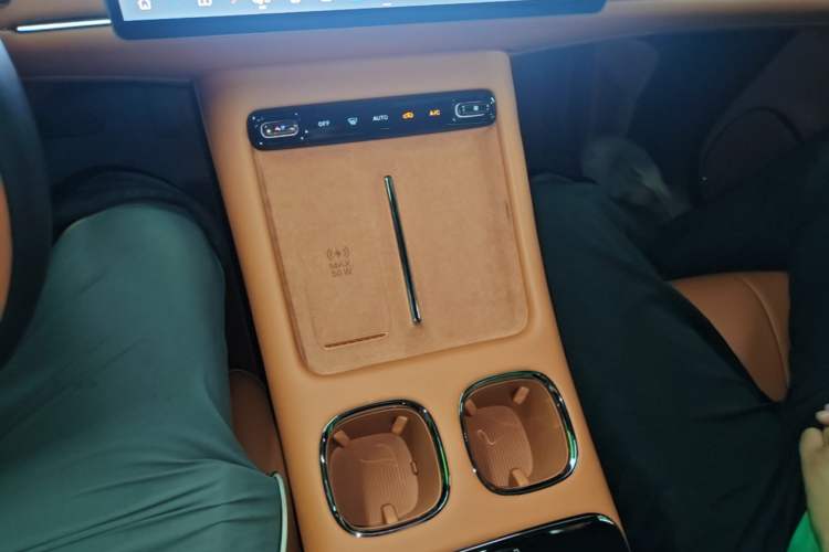 Used GAC Trumpchi Xiangwang S7 2025 205 km Max LiDAR Version Gear Lever
