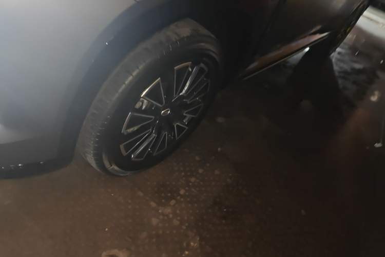 Used GAC Trumpchi Xiangwang S7 2025 Model 205km Pro+ LiDAR Edition Left Front Wheel Hub