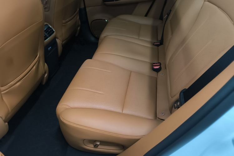 Used GAC Trumpchi Xiangwang S7 2025 205 km Max Version Left Rear Seat