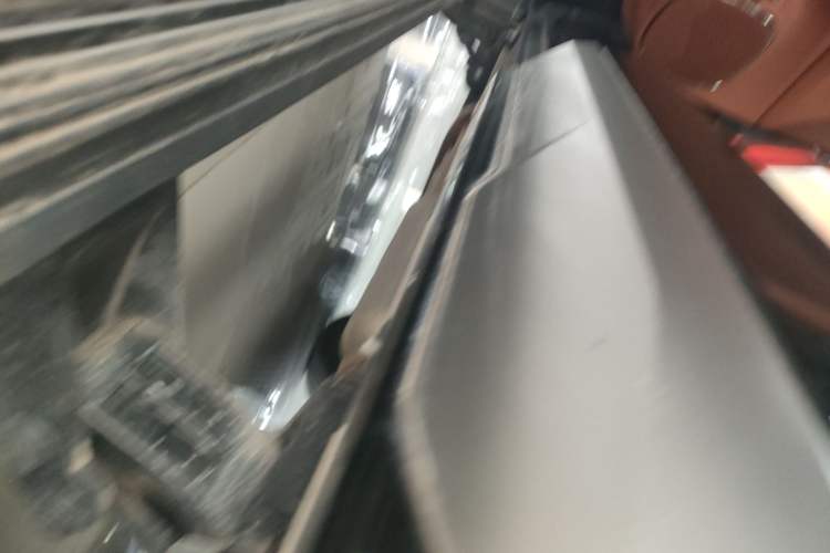 Used GAC Trumpchi Xiangwang S7 2025 180km Ultra All-Wheel Drive LiDAR Edition Left Side Sill