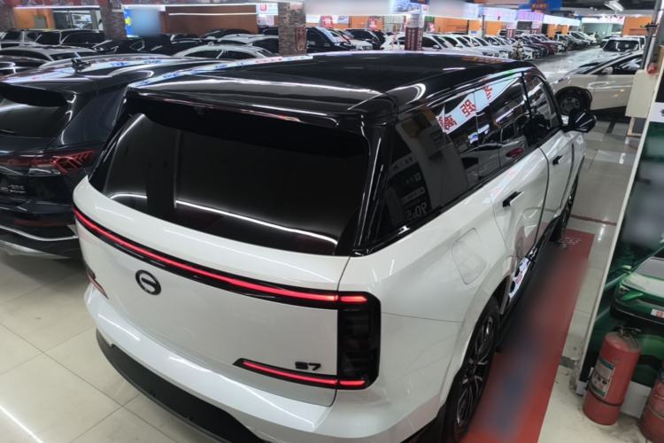 Used GAC Trumpchi Xiangwang S7 2025 205 km Max Version Rear Right 45 Deg