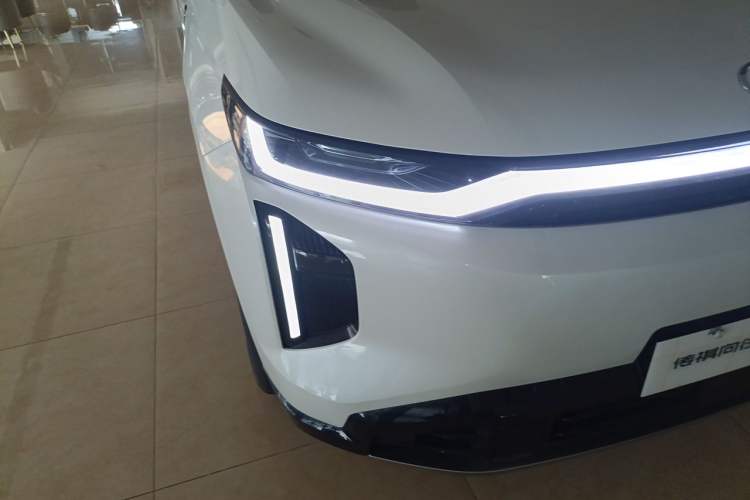 Used GAC Trumpchi Xiangwang S7 2025 Model 205km Pro+ Edition Right Front Headlight