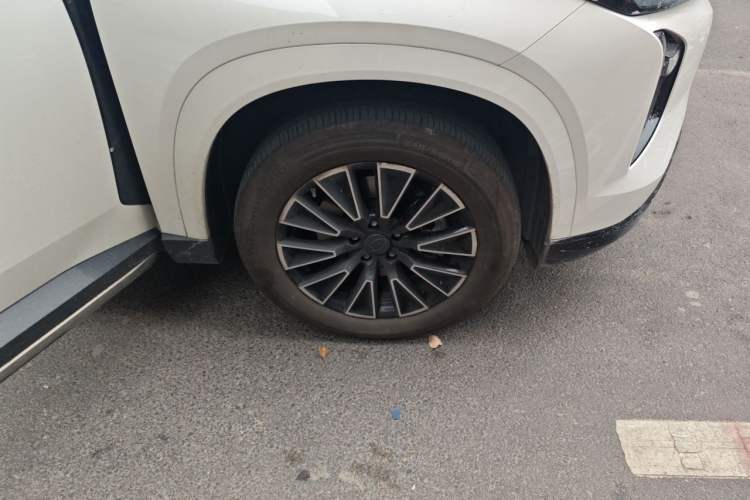 Used GAC Trumpchi Xiangwang S7 2025 Model 205km Pro+ Edition Right Front Wheel Hub