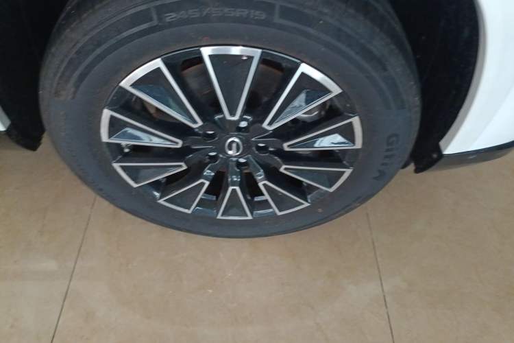 Used GAC Trumpchi Xiangwang S7 2025 Model 205km Pro+ Edition Right Front Wheel Hub