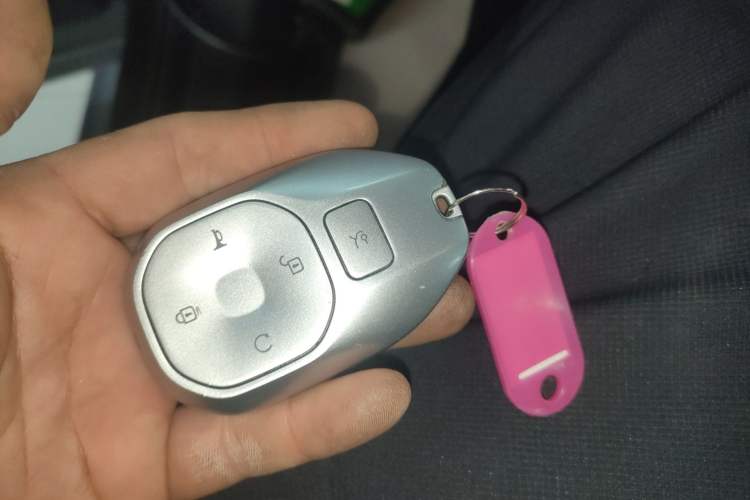 Used GAC Trumpchi Xiangwang S7 2025 180km Ultra All-Wheel Drive LiDAR Edition Vehicle Key