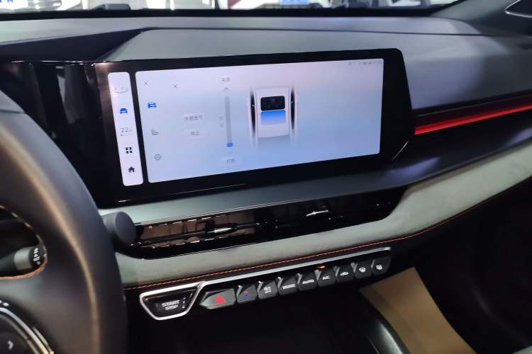 Used Geely Auto Binray 2022 Binrui COOL 1.5T DCT Electric Edition Audio And AC Panel