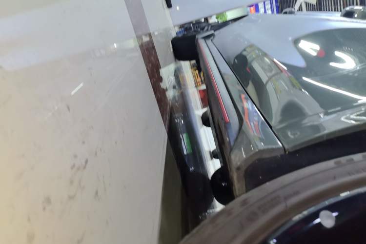 Used Geely Auto Binray 2022 Binrui COOL 1.5T DCT Electric Edition Right Side Sill