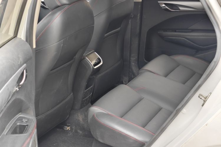 Used Geely Auto Binray 2019 200T Manual Binchi Edition Interior 9