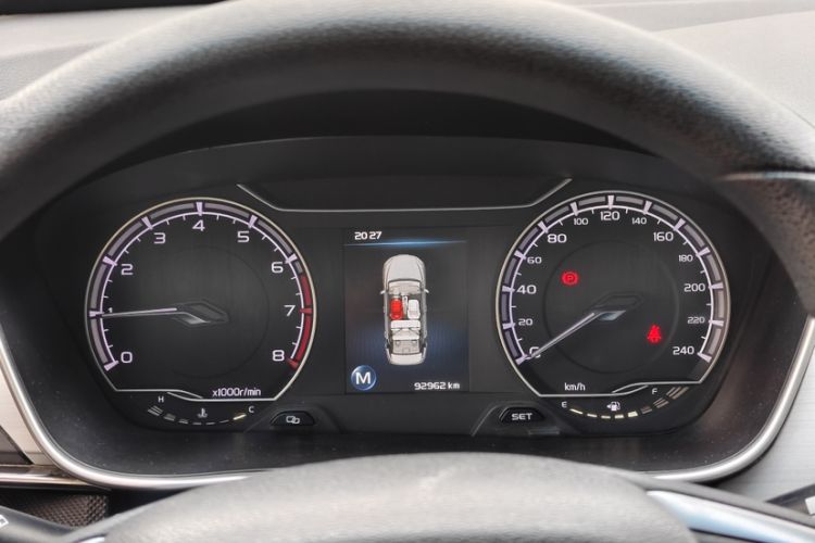 Used Geely Auto Binray 2019 200T Manual Binchi Edition Odometer Close Up