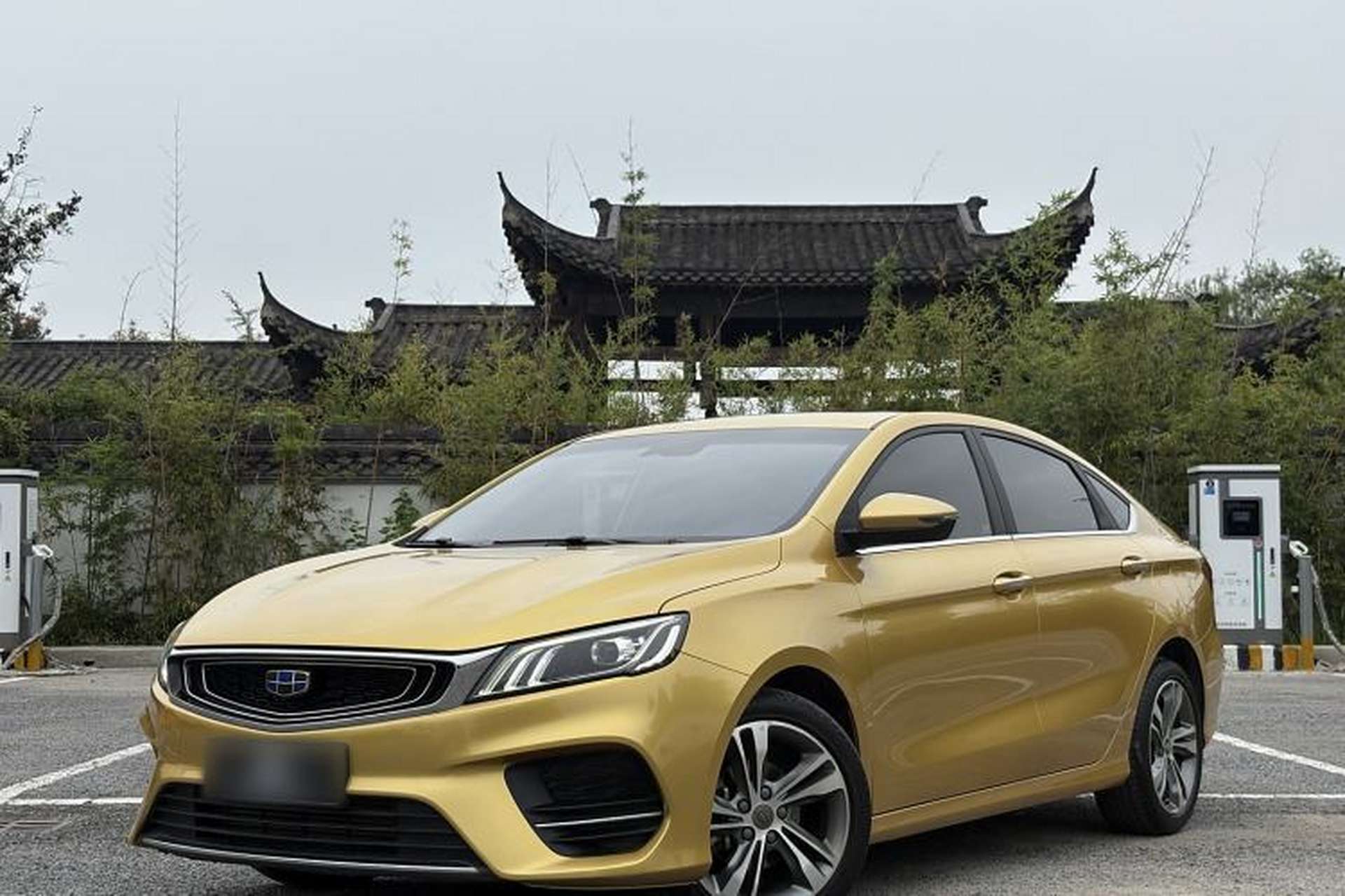 Used Geely Auto Binray 2018 14T CVT Binyi Edition Front Left 45 Deg