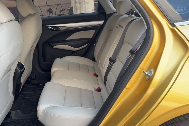 Used Geely Auto Binray 2018 14T CVT Binyi Edition Left Rear Seat