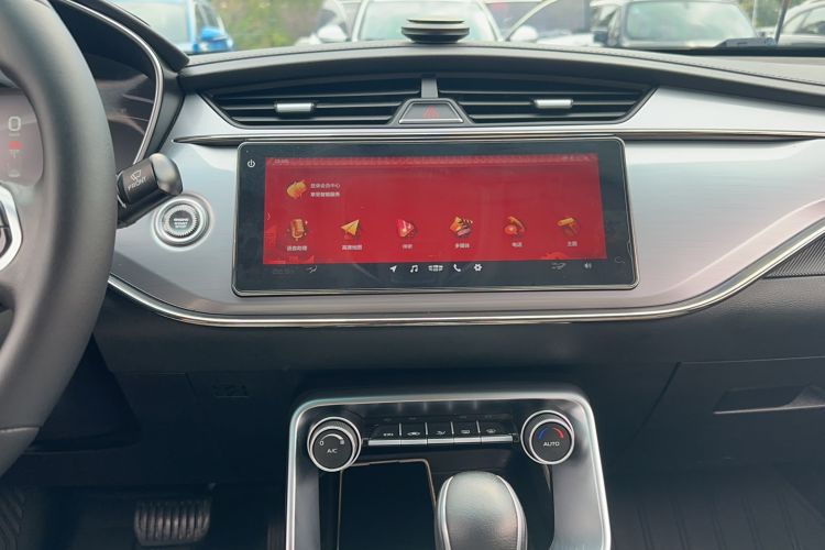 Used Geely Auto Binray 2018 14T CVT Binyi Edition Audio And AC Panel