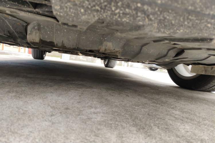 Used Geely Auto Binray 2018 14T CVT Binyi Edition Chassis Front