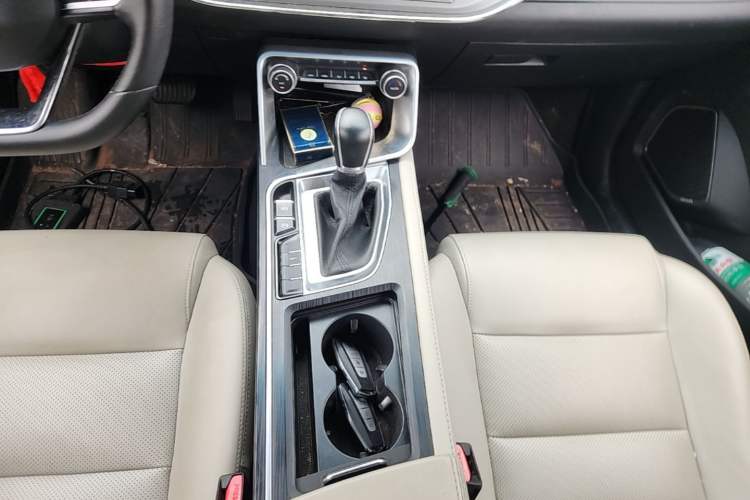 Used Geely Auto Binray 2018 14T CVT Binyi Edition Gear Lever