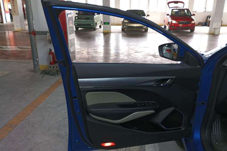 Used Geely Auto Binray 2018 14T CVT Binyi Edition Left Front Door Interior