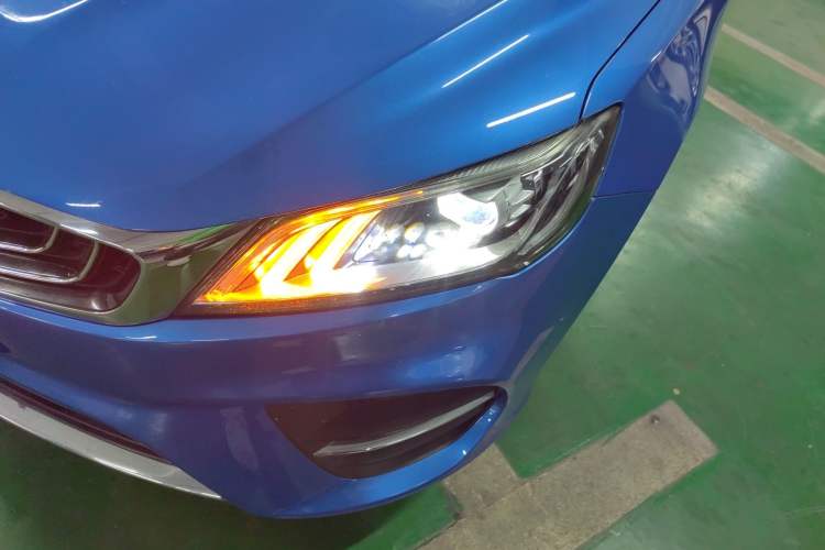 Used Geely Auto Binray 2018 14T CVT Binyi Edition Left Front Headlight