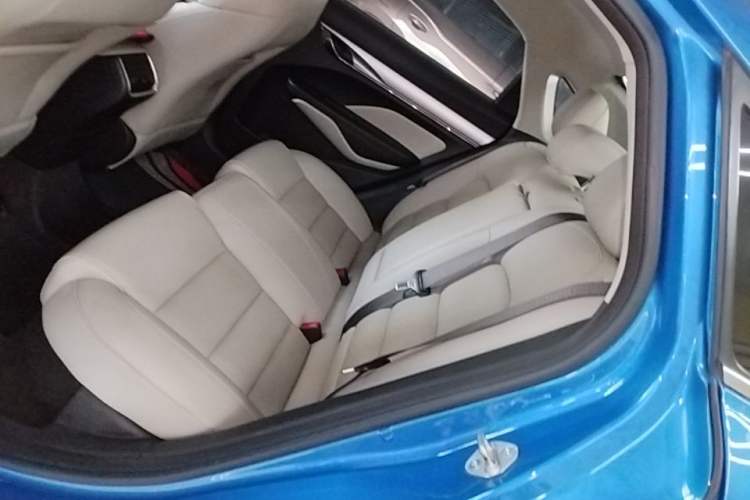 Used Geely Auto Binray 2018 14T CVT Binyi Edition Left Rear Seat