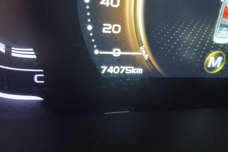 Used Geely Auto Binray 2018 14T Manual Binzhi Edition Odometer Close Up
