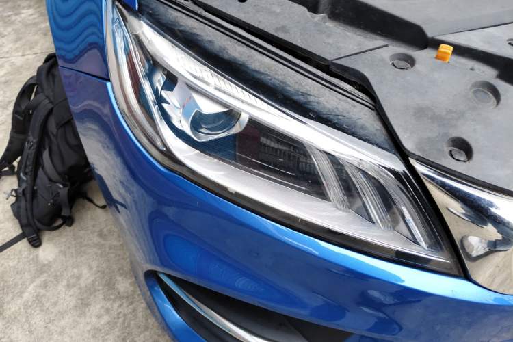 Used Geely Auto Binray 2018 14T CVT Binyi Edition Right Front Headlight