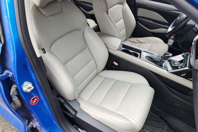 Used Geely Auto Binray 2018 14T CVT Binyi Edition Right Front Seat