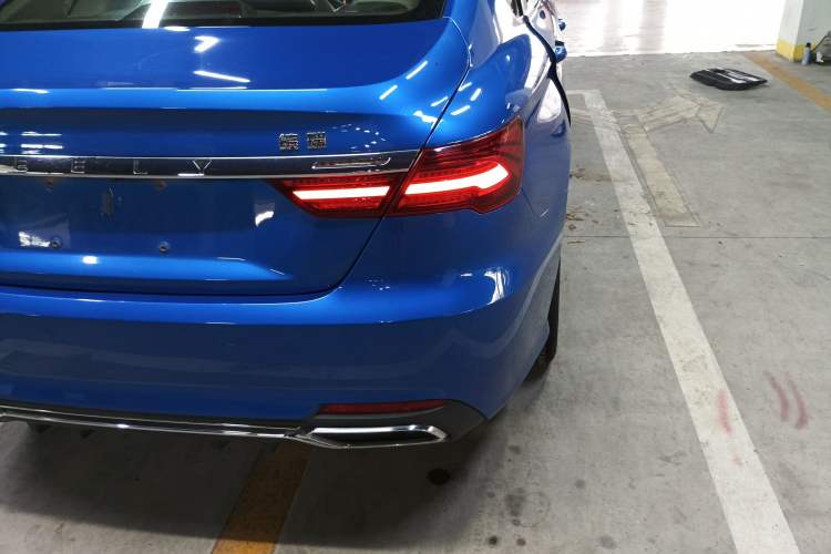 Used Geely Auto Binray 2018 14T CVT Binyi Edition Right Rear Taillight