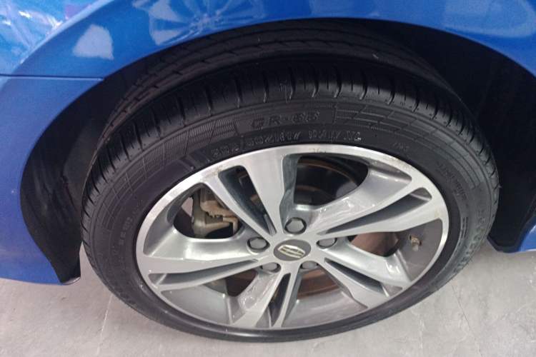 Used Geely Auto Binray 2018 14T CVT Binyi Edition Right Rear Wheel Hub