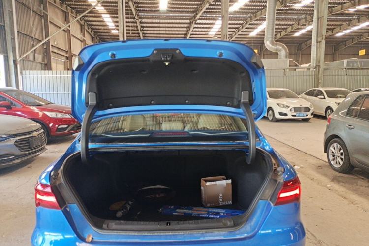 Used Geely Auto Binray 2018 14T CVT Binyi Edition Trunk