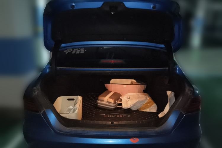 Used Geely Auto Binray 2018 14T CVT Colorful Edition Trunk
