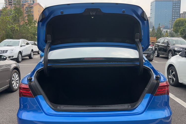 Used Geely Auto Binray 2018 14T CVT Binyi Edition Trunk