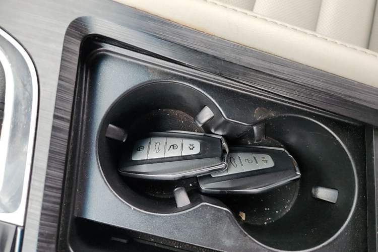 Used Geely Auto Binray 2018 14T CVT Binyi Edition Vehicle Key