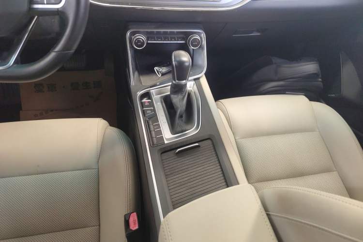 Used Geely Auto Binray 2018 14T CVT Binyi Edition Gear Lever