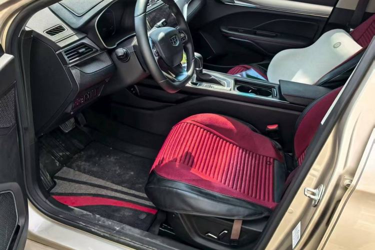 Used Geely Auto Binray 2018 14T CVT Binyi Edition Interior 2