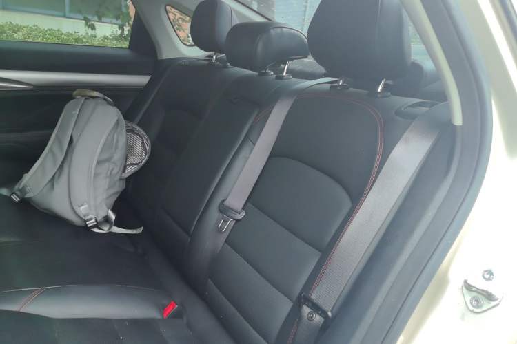 Used Geely Auto Binray 2018 14T CVT Binyi Edition Interior 4