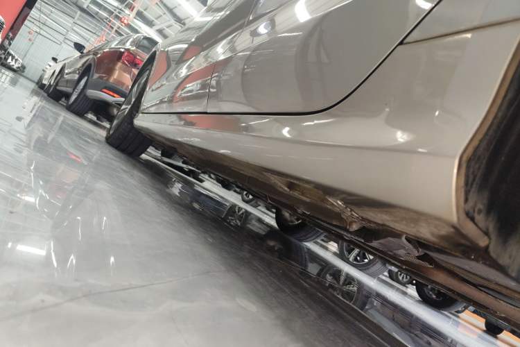 Used Geely Auto Binray 2018 14T CVT Binyi Edition Left Side Sill