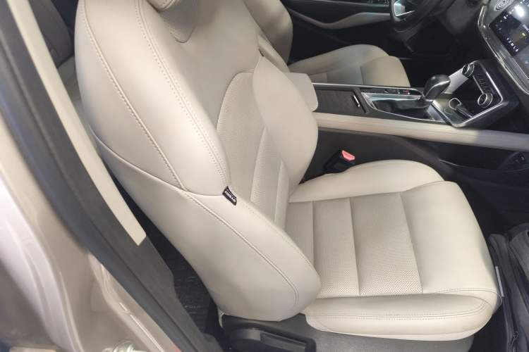 Used Geely Auto Binray 2018 14T CVT Binyi Edition Right Front Seat