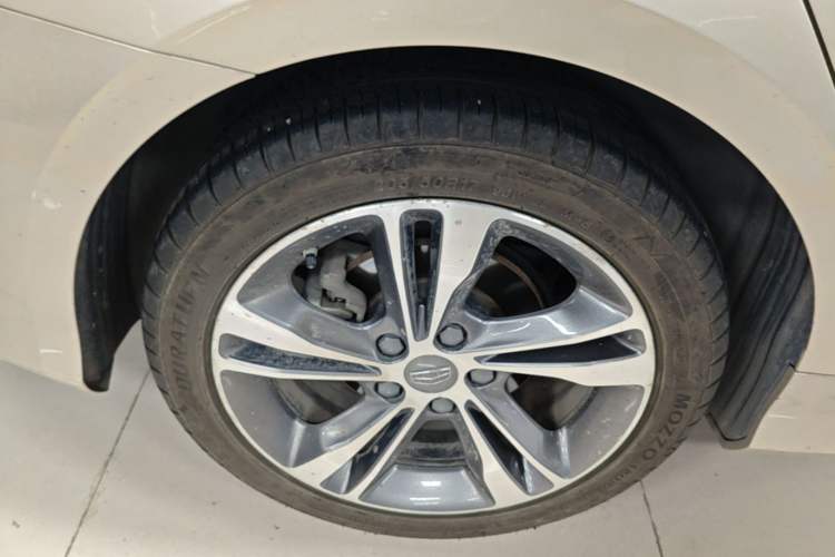 Used Geely Auto Binray 2018 14T CVT Binyi Edition Right Rear Wheel Hub