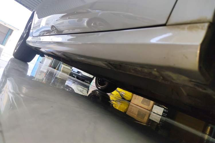 Used Geely Auto Binray 2018 14T CVT Binyi Edition Right Side Sill