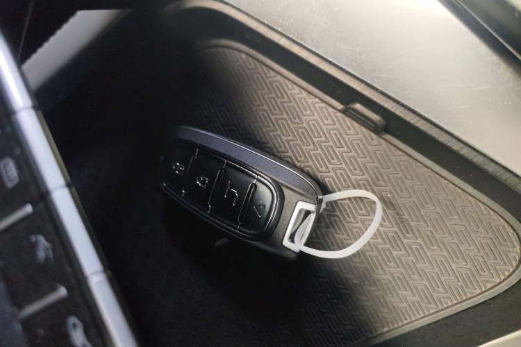 Used Geely Auto Binray 2018 14T CVT Binyi Edition Vehicle Key