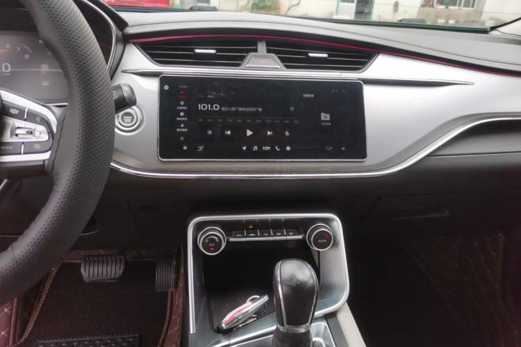 Used Geely Auto Binray 2018 14T CVT Binyi Edition Audio And AC Panel