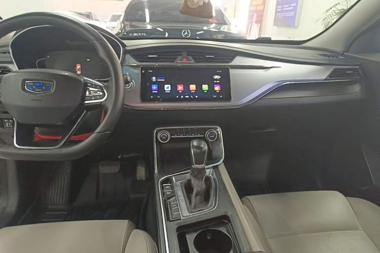 Used Geely Auto Binray 2018 14T CVT Binyi Edition Audio And AC Panel