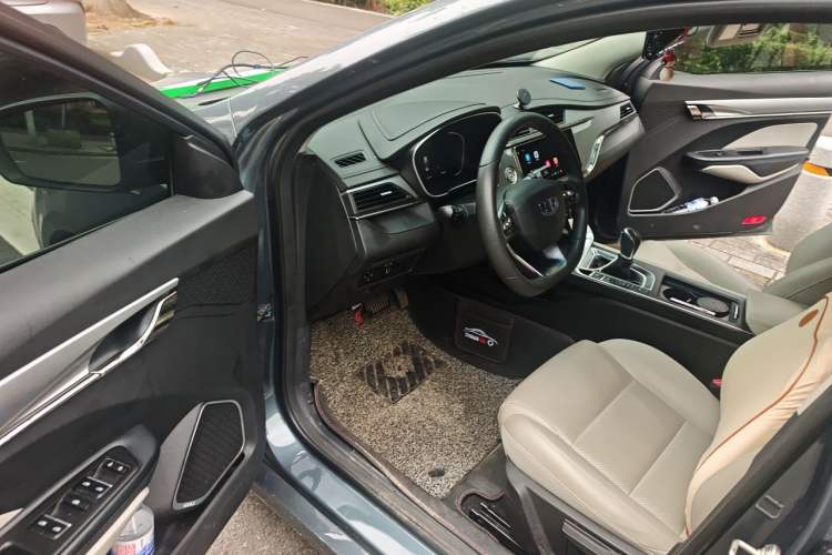 Used Geely Auto Binray 2018 14T CVT Colorful Edition Driver Seat