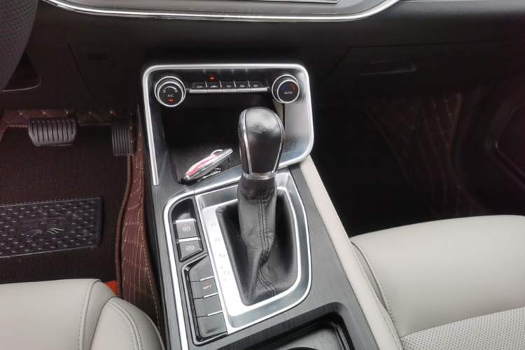 Used Geely Auto Binray 2018 14T CVT Binyi Edition Gear Lever