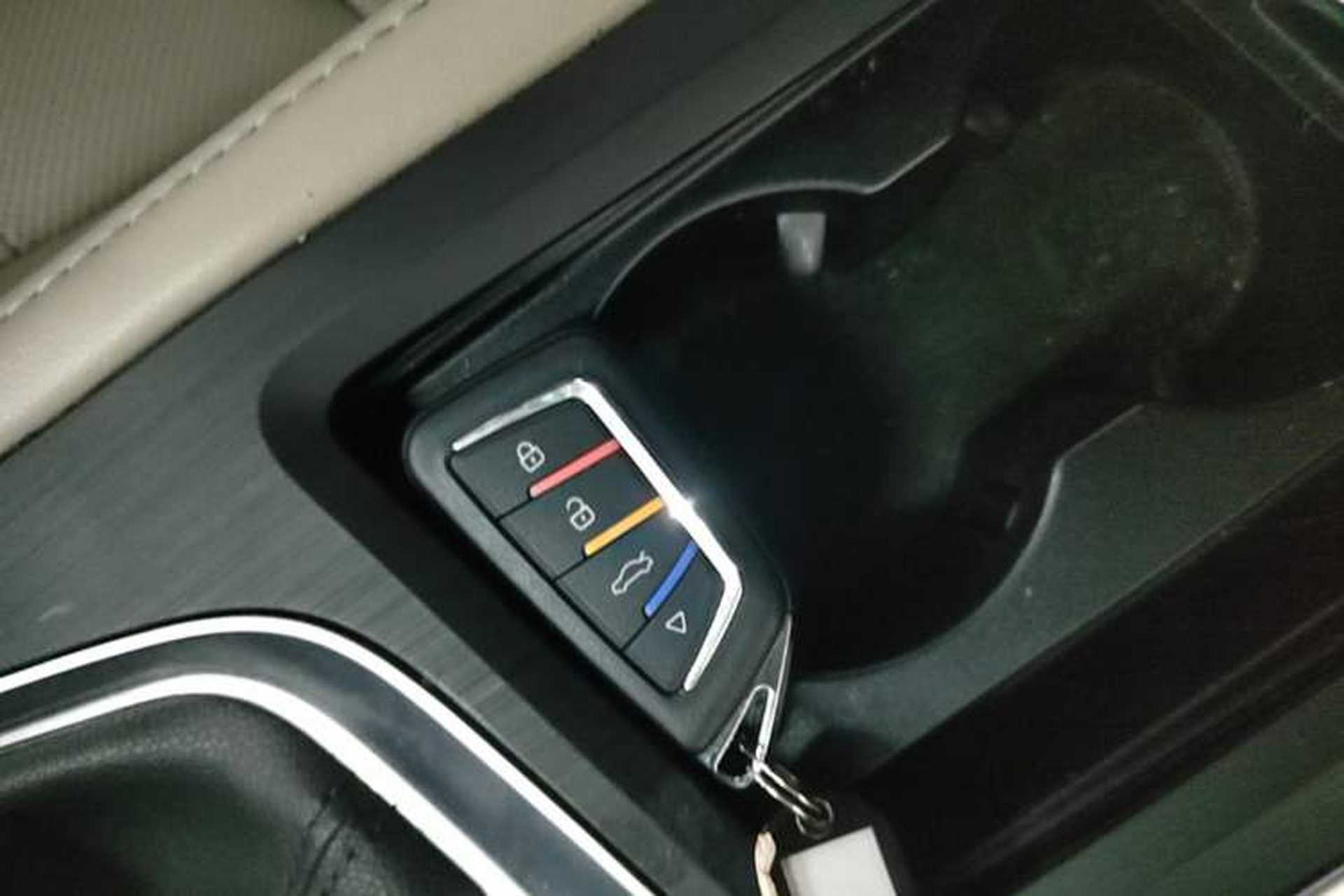 Used Geely Auto Binray 2018 14T CVT Colorful Edition Interior 1