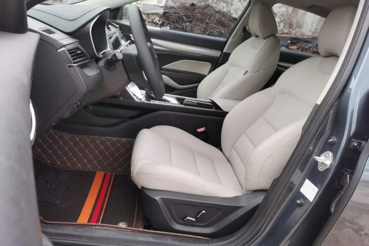 Used Geely Auto Binray 2018 14T CVT Binyi Edition Left Front Seat