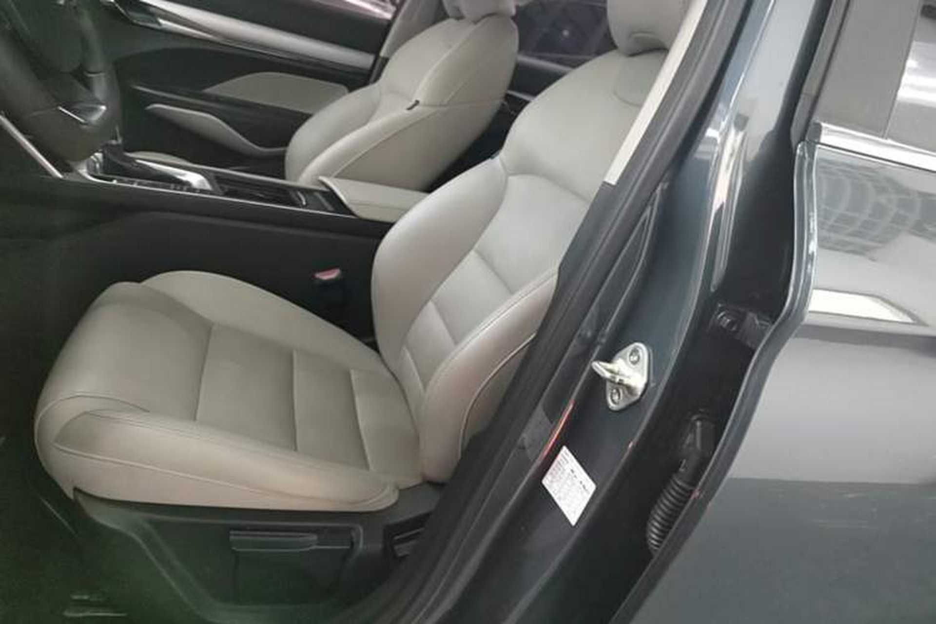 Used Geely Auto Binray 2018 14T CVT Colorful Edition Left Front Seat
