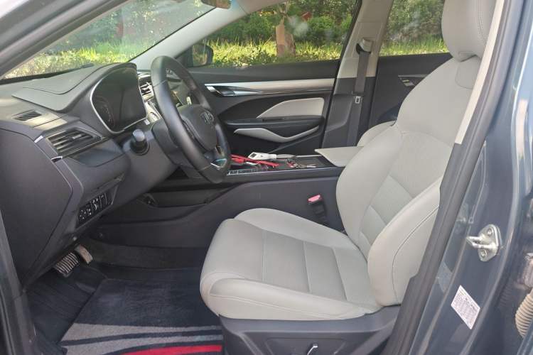 Used Geely Auto Binray 2018 14T CVT Binyi Edition Left Front Seat