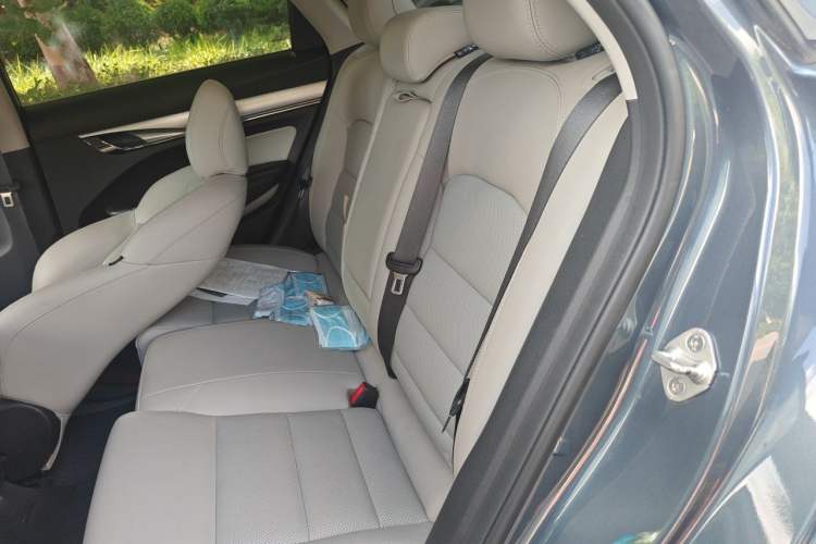 Used Geely Auto Binray 2018 14T CVT Binyi Edition Left Rear Seat